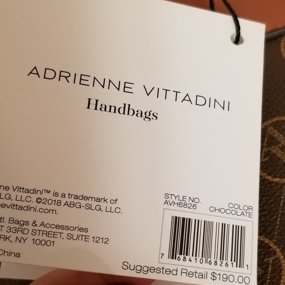 Sale 🔖 NWT Adrienne Vittadini Monogram Dome Satchel - Picture 4 of 13